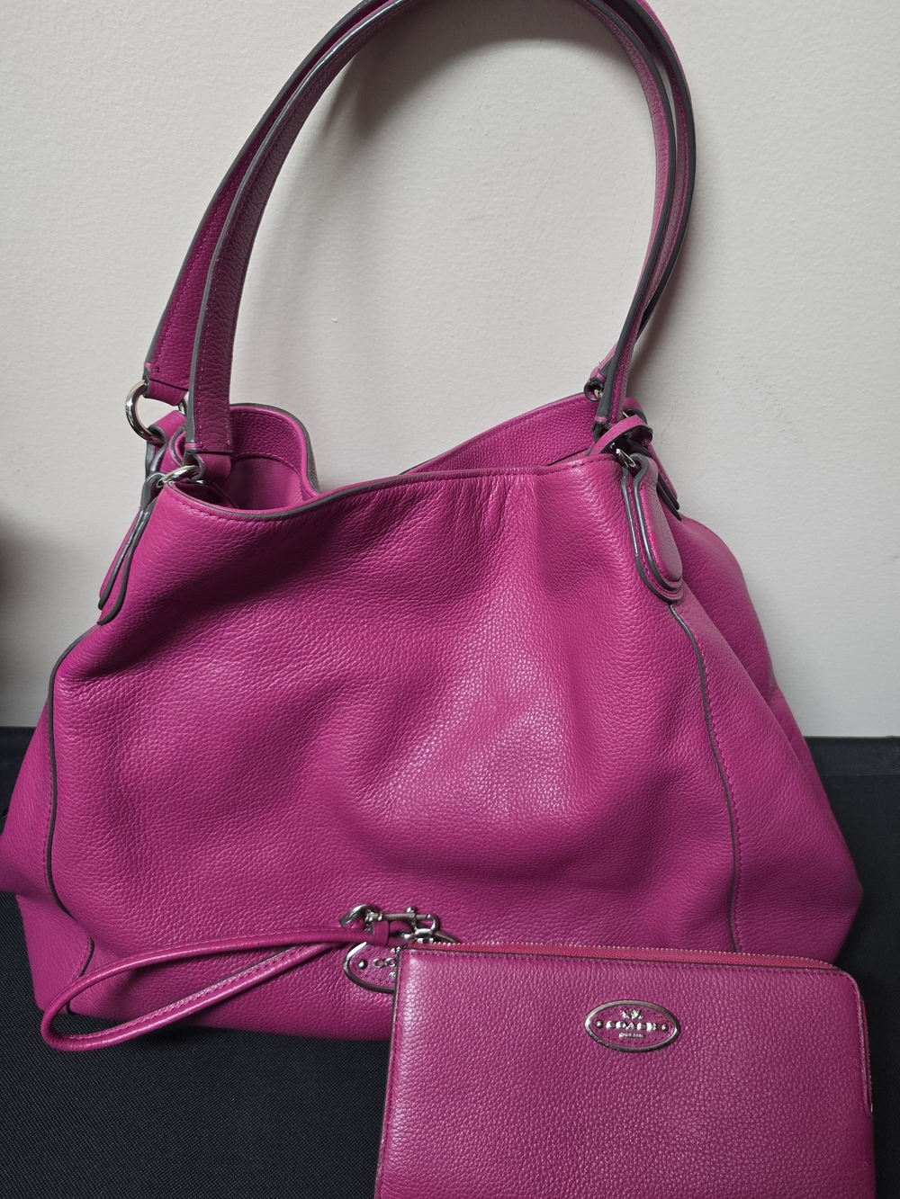 Coach Edie 33547 Pink Fuschia Y2K Leather Bag With Matching L-Zip Wallet 52555